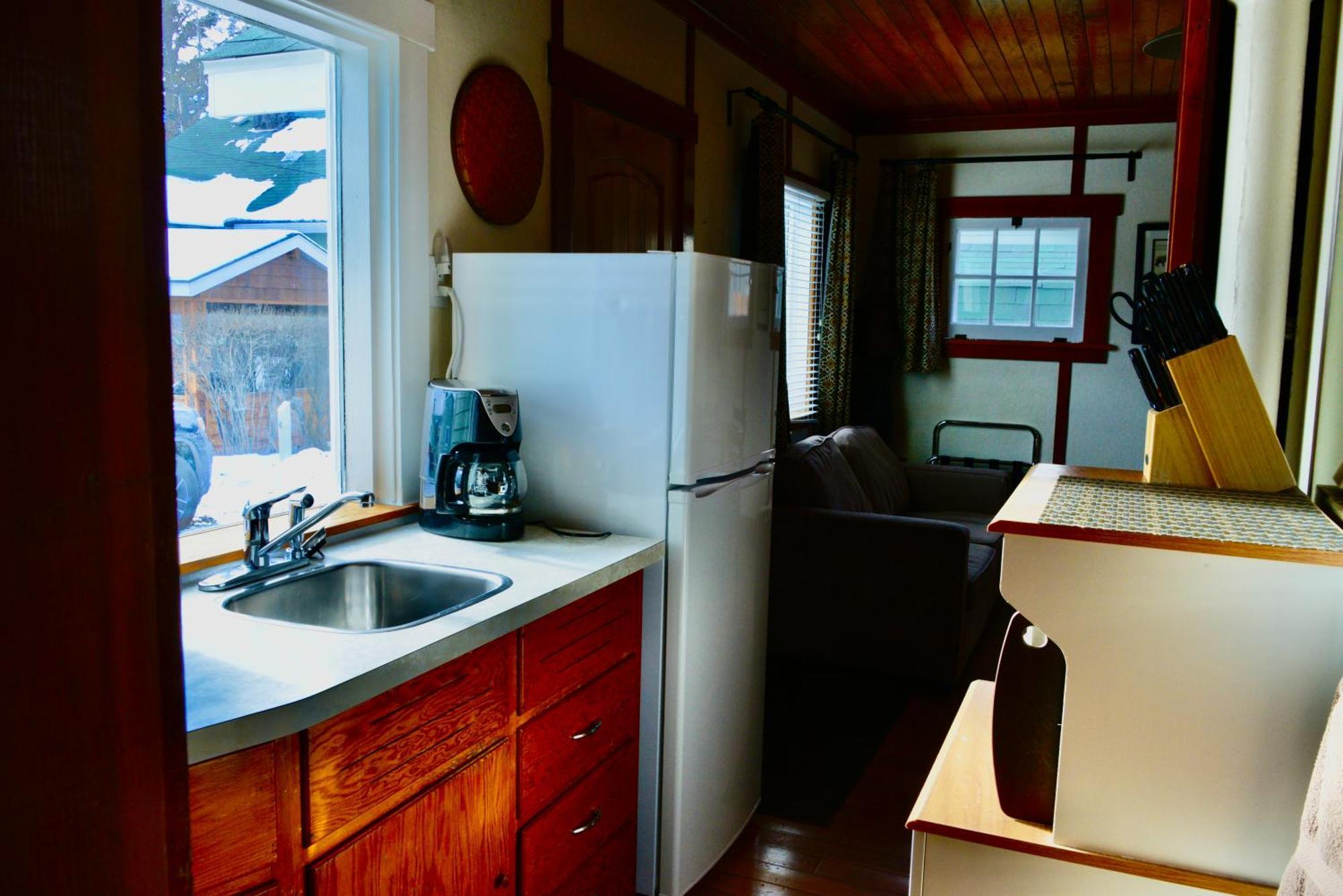 Banff Beaver Cabins Екстер'єр фото